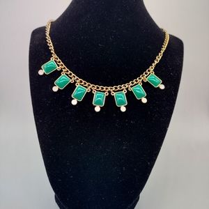 Green and white choker necklace